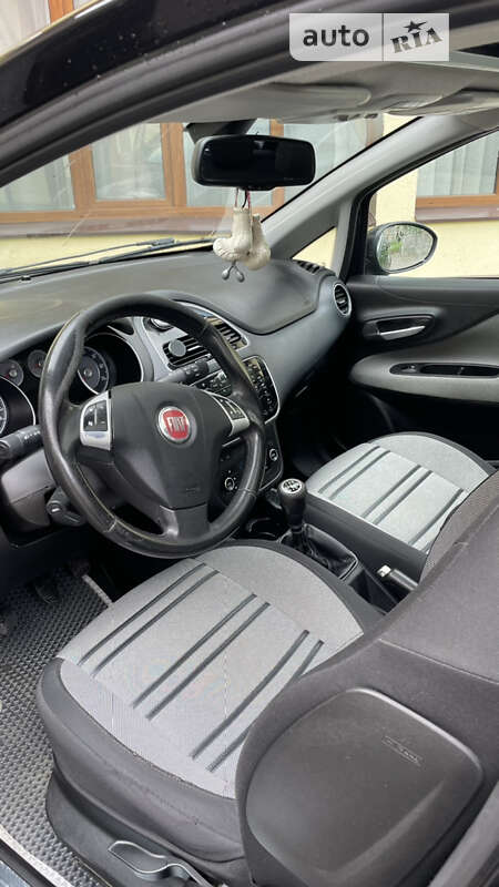 Хетчбек Fiat Grande Punto 2011 в Бориславі