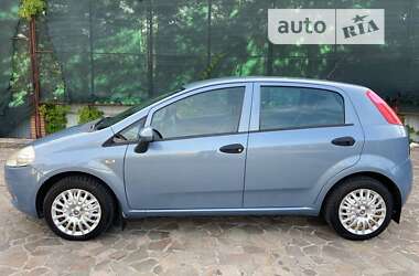 Хэтчбек Fiat Grande Punto 2010 в Киеве