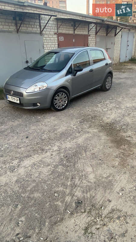 Хэтчбек Fiat Grande Punto 2010 в Харькове фото 3 Хэтчбек Fiat Grande Punto 2010 в Харькове