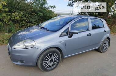 Хетчбек Fiat Grande Punto 2010 в Перемишлянах