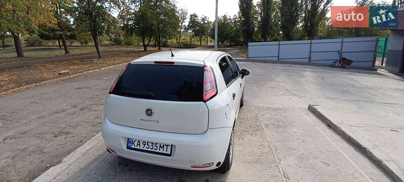 Хэтчбек Fiat Grande Punto 2012 в Голованевске