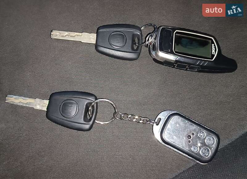 Хэтчбек Fiat Grande Punto 2012 в Голованевске