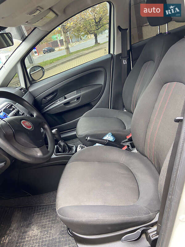 Хэтчбек Fiat Grande Punto 2012 в Одессе