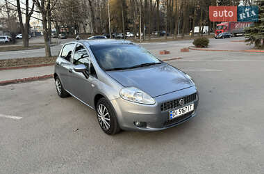 Хэтчбек Fiat Grande Punto 2010 в Виннице