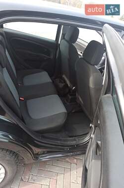 Хэтчбек Fiat Grande Punto 2010 в 