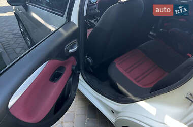 Хэтчбек Fiat Grande Punto 2011 в 