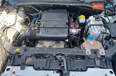 Хэтчбек Fiat Grande Punto 2011 в 