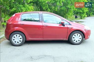 Хетчбек Fiat Grande Punto 2006 в 