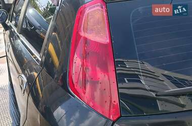 Хетчбек Fiat Grande Punto 2006 в 