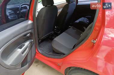 Хетчбек Fiat Grande Punto 2011 в 