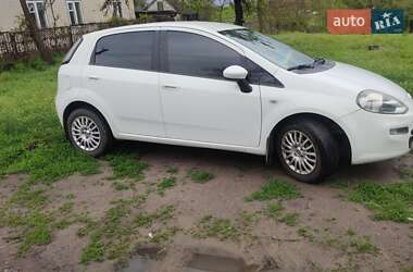 Fiat Grande Punto 2012 Fiat Grande Punto 2012