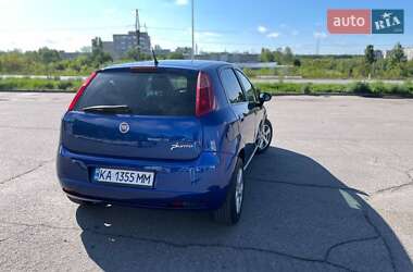Хэтчбек Fiat Grande Punto 2009 в 