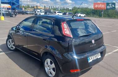 Хэтчбек Fiat Grande Punto 2012 в 