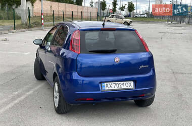 Хэтчбек Fiat Grande Punto 2009 в 