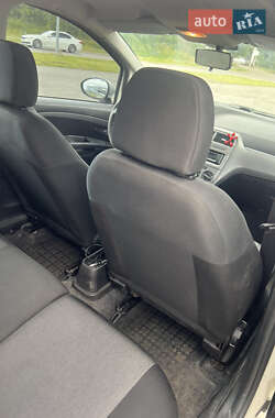 Хэтчбек Fiat Grande Punto 2012 в 