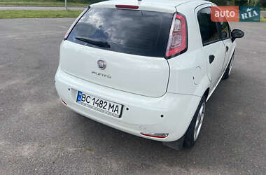 Хэтчбек Fiat Grande Punto 2012 в 