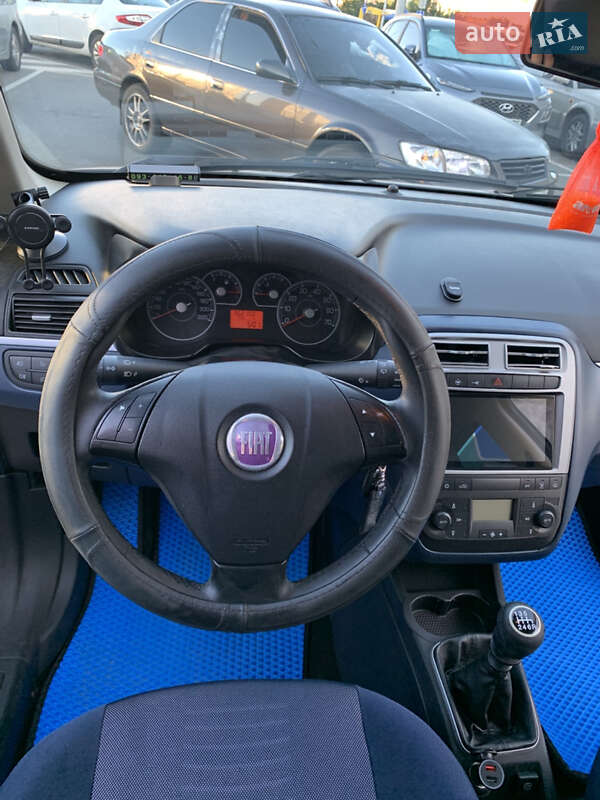 Хэтчбек Fiat Grande Punto 2008 в Киеве