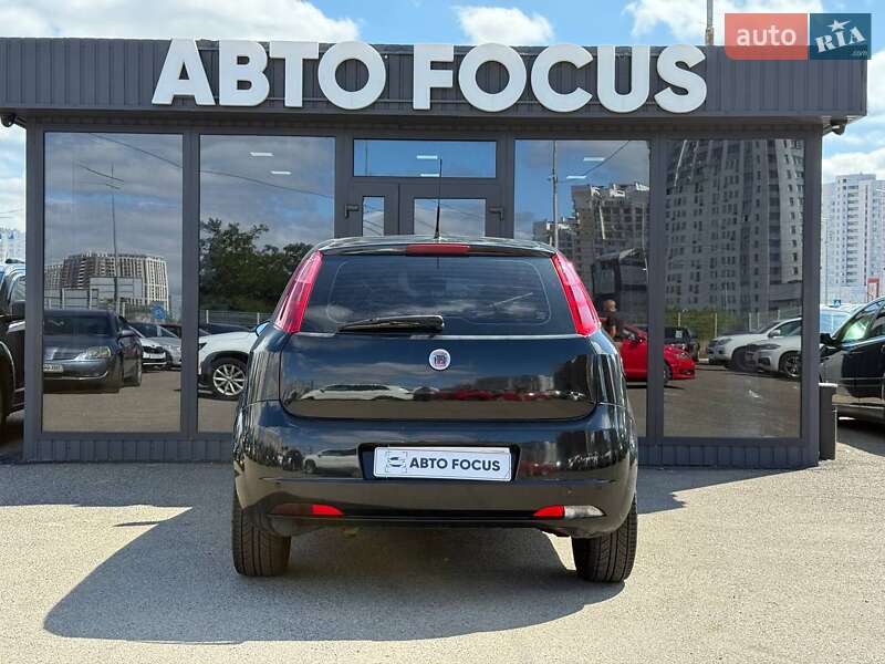 Хэтчбек Fiat Grande Punto 2008 в Киеве