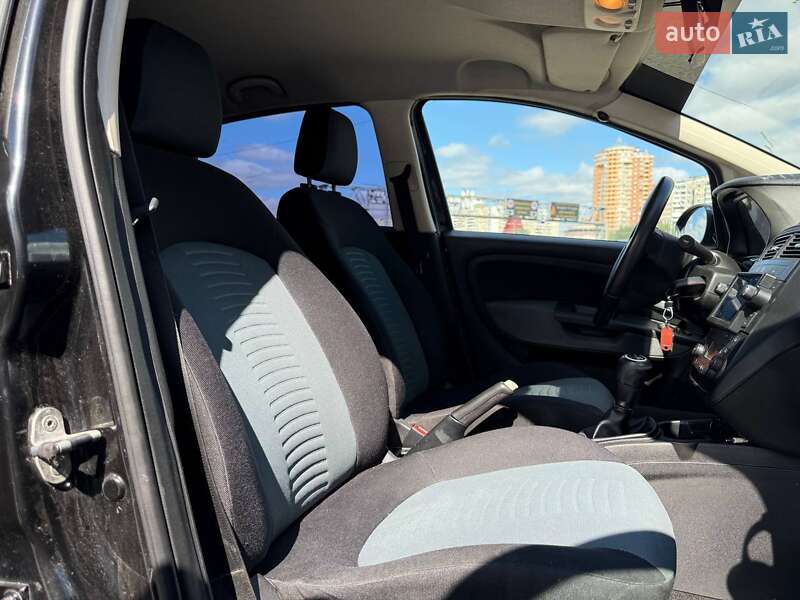 Хэтчбек Fiat Grande Punto 2008 в Киеве