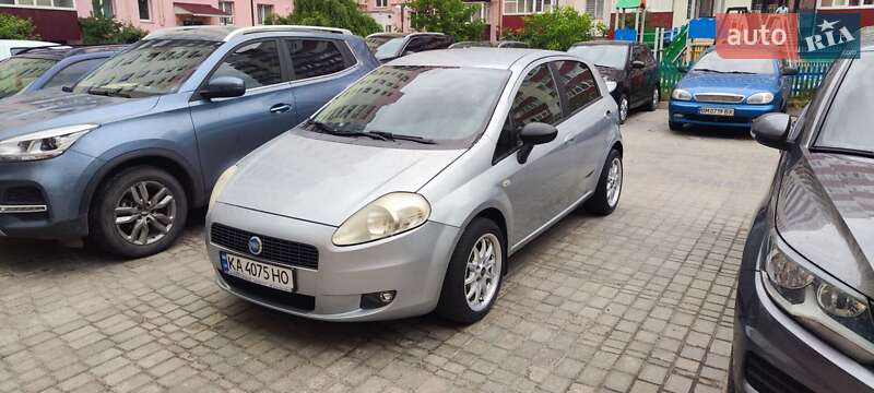 Хэтчбек Fiat Grande Punto 2007 в Сумах