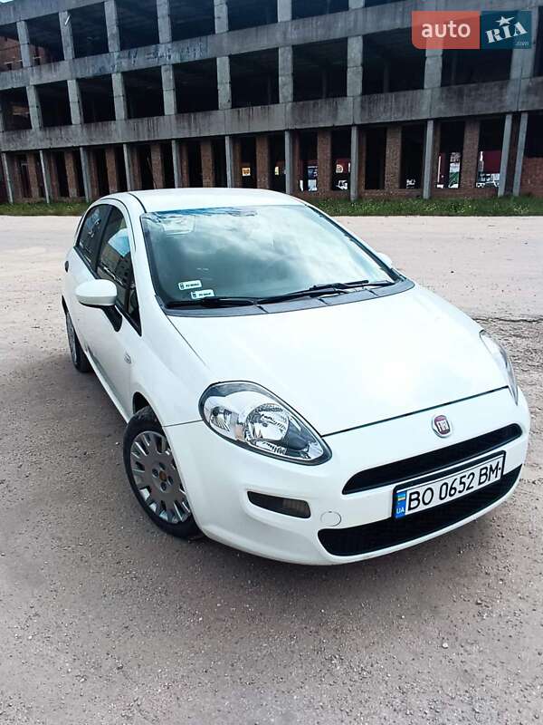 Хетчбек Fiat Grande Punto 2012 в Тернополі