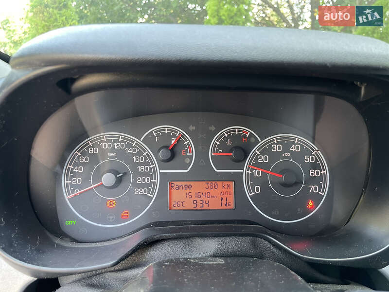 Хэтчбек Fiat Grande Punto 2010 в Днепре
