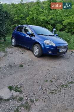 Хэтчбек Fiat Grande Punto 2006 в Мурованых Куриловцах