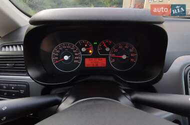 Хэтчбек Fiat Grande Punto 2008 в 