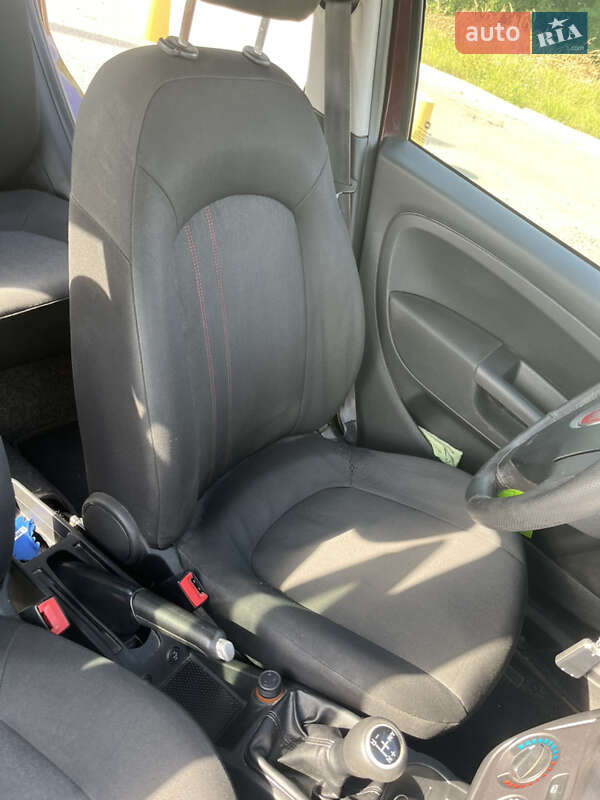 Хэтчбек Fiat Grande Punto 2012 в Киеве