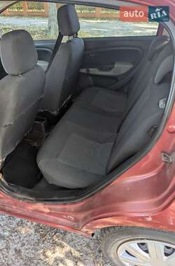 Хэтчбек Fiat Grande Punto 2006 в 