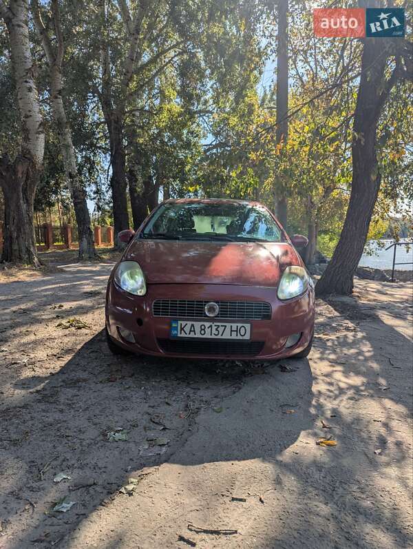 Хетчбек Fiat Grande Punto 2006 в Козелеці