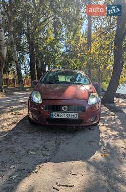 Хэтчбек Fiat Grande Punto 2006 в 