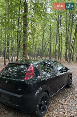 Хэтчбек Fiat Grande Punto 2008 в 