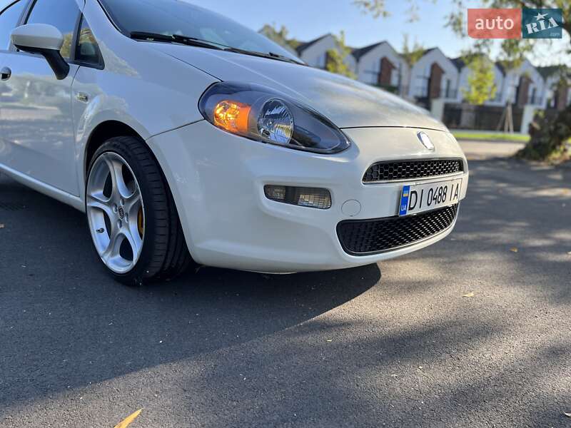 Хэтчбек Fiat Grande Punto 2012 в Белой Церкви