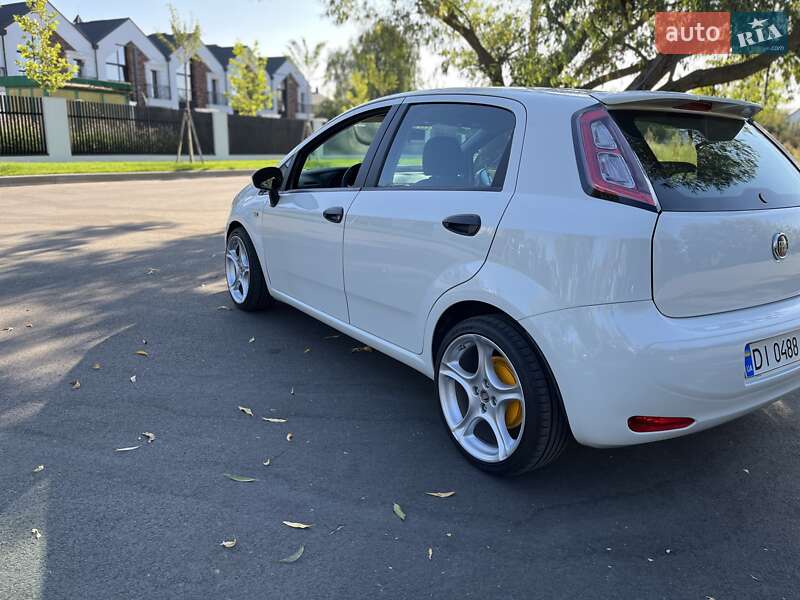 Хэтчбек Fiat Grande Punto 2012 в Белой Церкви