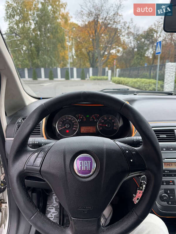 Хетчбек Fiat Grande Punto 2008 в Черкасах фото 7 Хетчбек Fiat Grande Punto 2008 в Черкасах