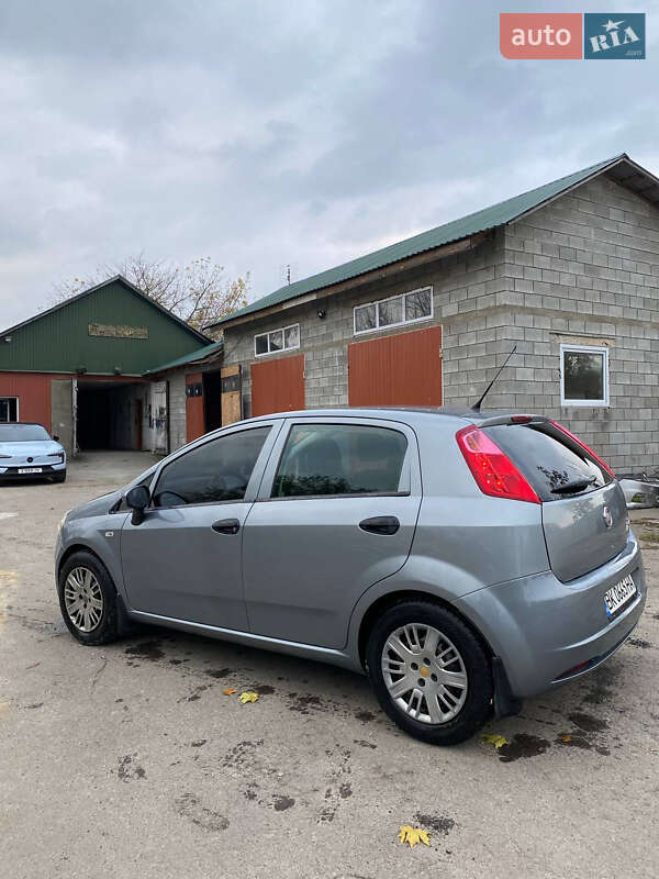 Хэтчбек Fiat Grande Punto 2010 в Березному фото 8 Хэтчбек Fiat Grande Punto 2010 в Березному