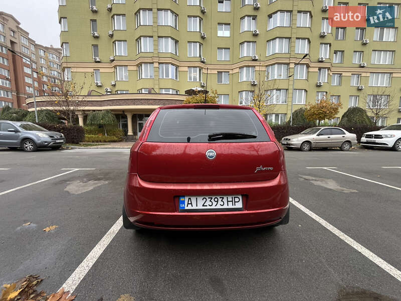 Хэтчбек Fiat Grande Punto 2007 в Софиевской Борщаговке