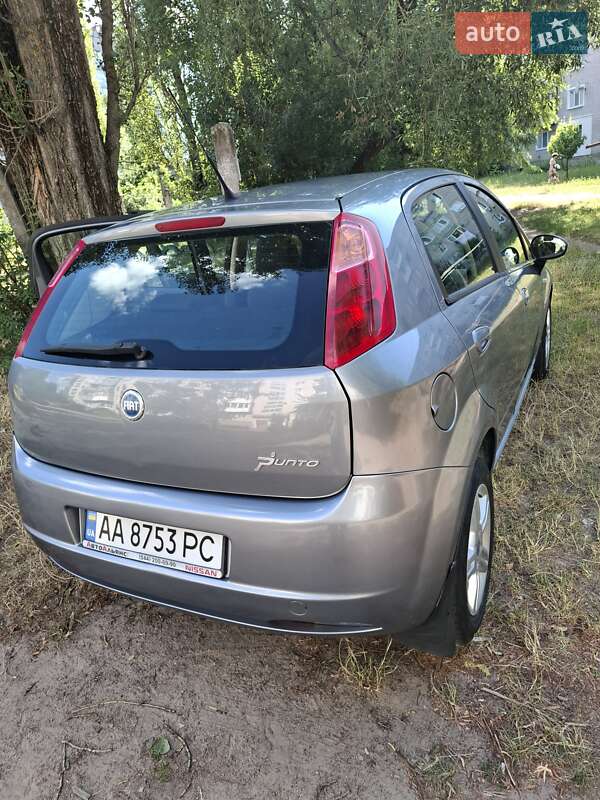 Хэтчбек Fiat Grande Punto 2006 в Киеве