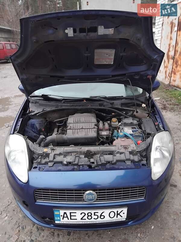Хетчбек Fiat Grande Punto 2007 в Києві фото 3 Хетчбек Fiat Grande Punto 2007 в Києві