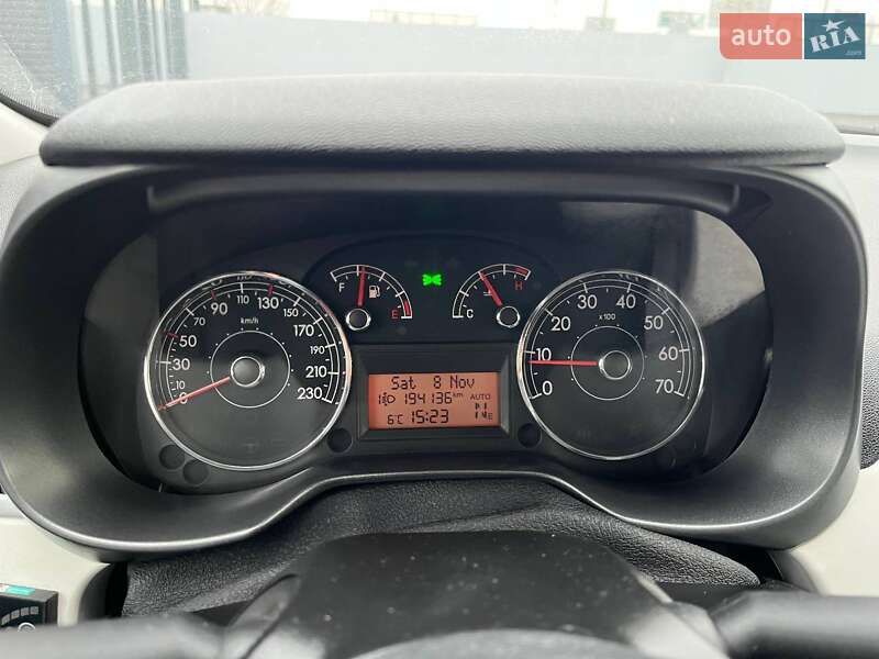 Хетчбек Fiat Grande Punto 2012 в Києві фото 18 Хетчбек Fiat Grande Punto 2012 в Києві