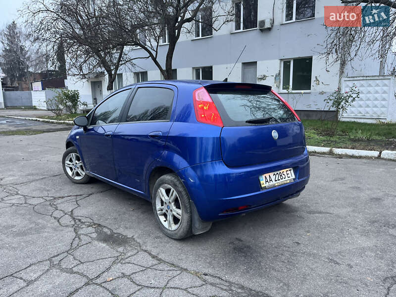 Хэтчбек Fiat Grande Punto 2007 в Киеве