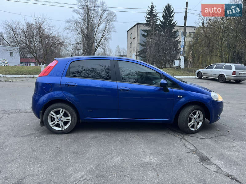 Хэтчбек Fiat Grande Punto 2007 в Киеве