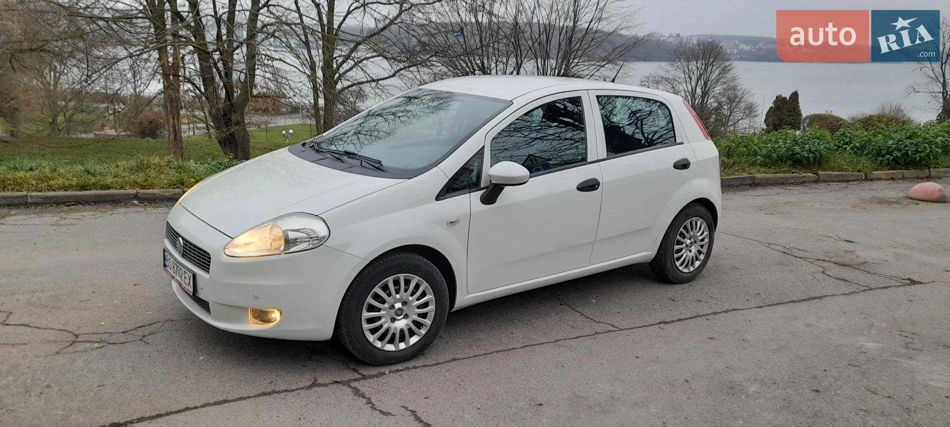 2011 Fiat Punto - мініатюра 10