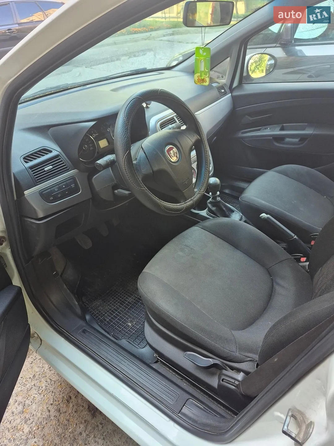 2012 Fiat Punto - мініатюра 6