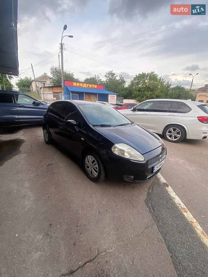 2010 Fiat Punto - мініатюра 18