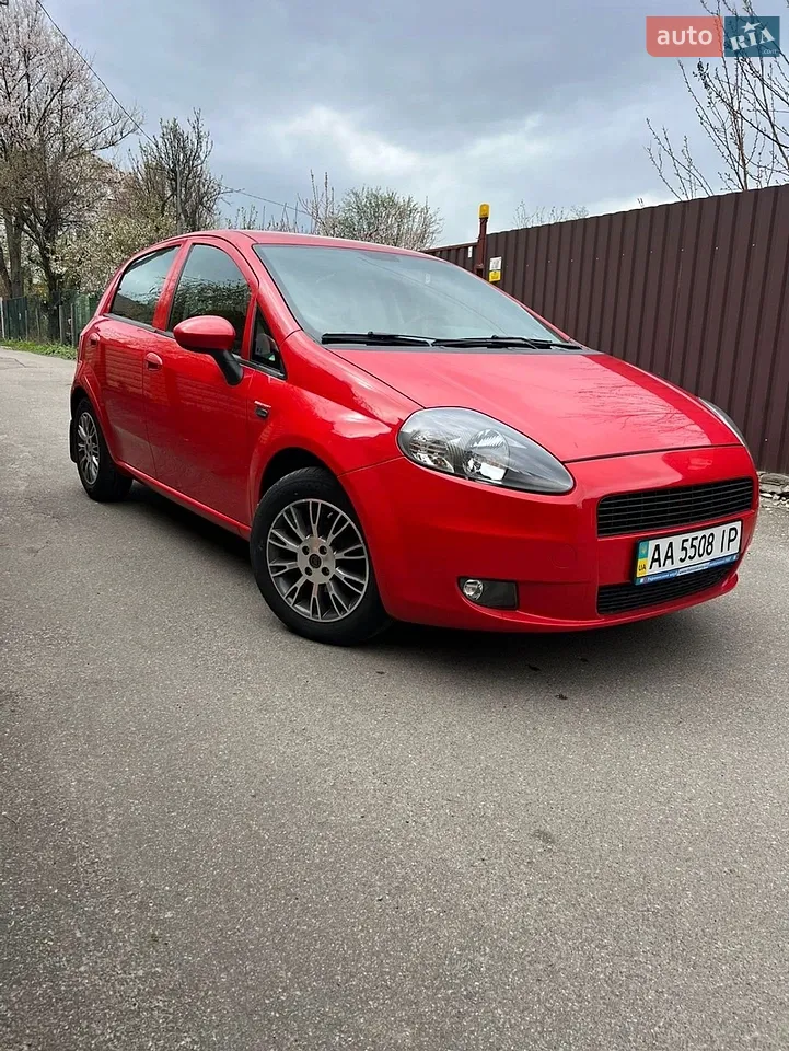 2010 Fiat Punto - мініатюра 23