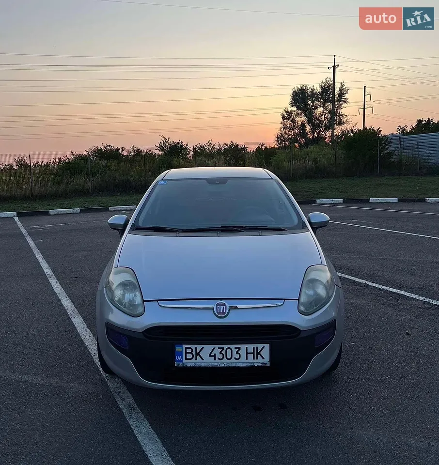 2011 Fiat Punto - мініатюра 12