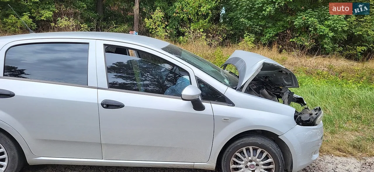 2010 Fiat Punto - мініатюра 14