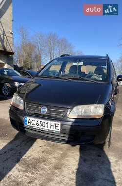 Минивэн Fiat Idea 2004 в 